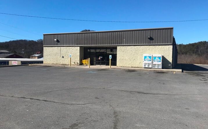 Pictures of Retail property located at 3297 Cosby Hwy, Cosby, TN 37722 for sales - image #1
