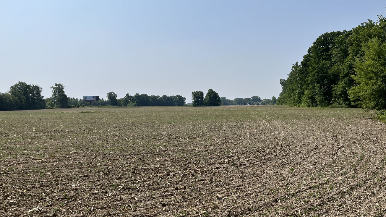 11290 N Linden Rd, Clio, MI 48420