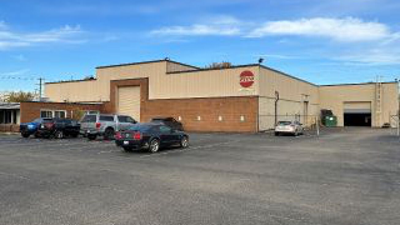 12280 Dixie, Redford Charter Twp, MI 48239