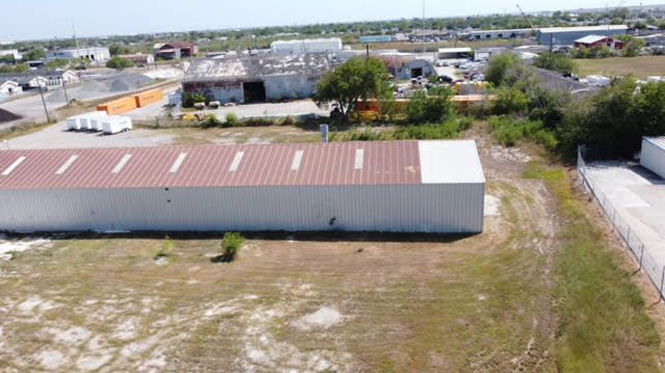 2610 Holly Rd, Corpus Christi, TX 78415