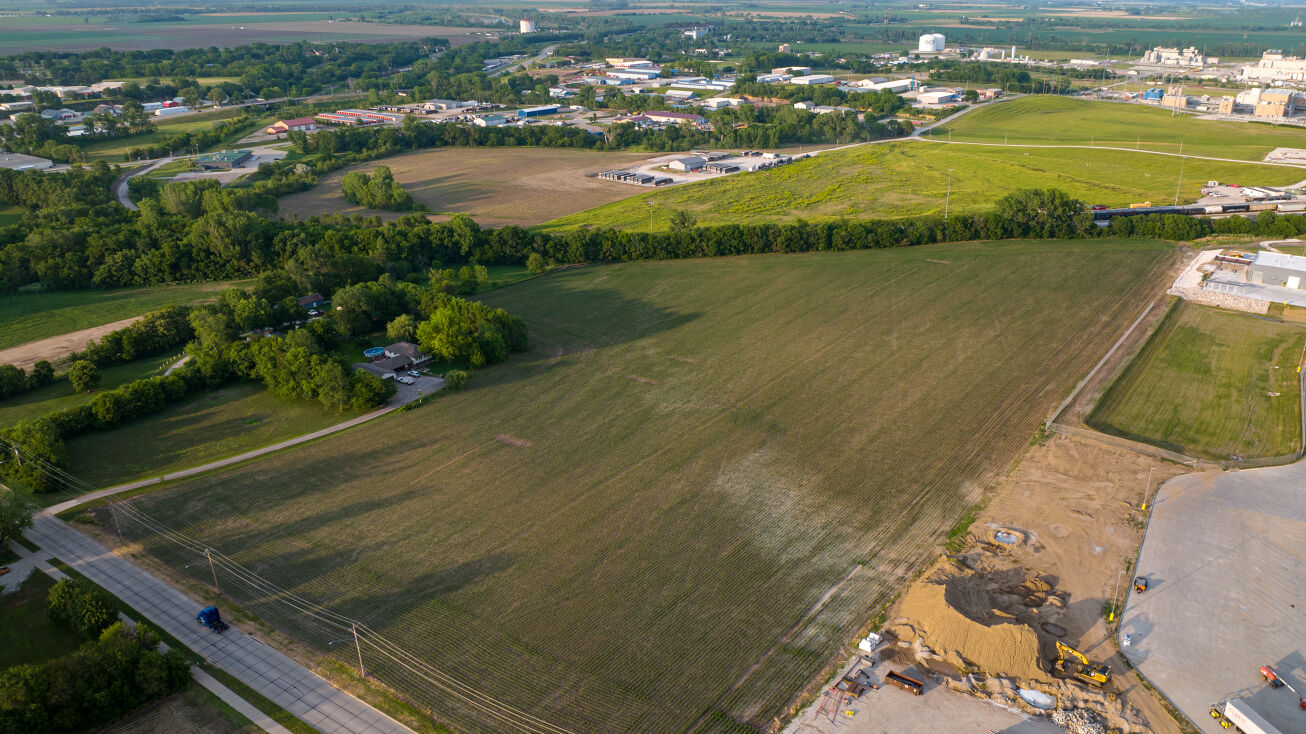 800 S 10th St, Blair, NE 68008