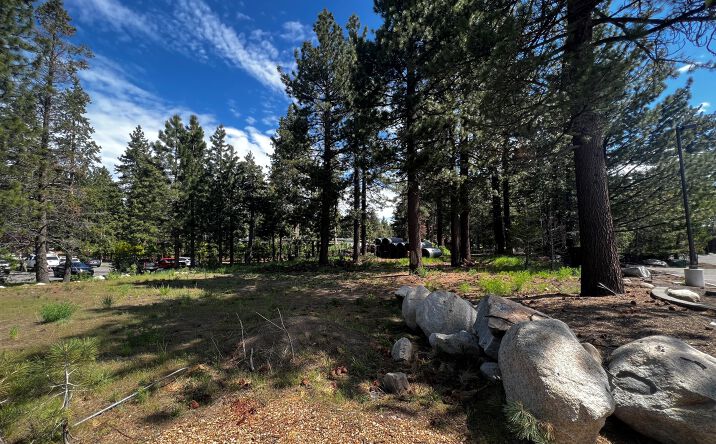 Pictures of Land property located at 941 Emerald Bay Rd, South Lake Tahoe, CA 96150 for sales - image #1