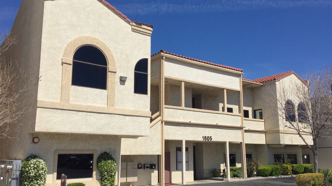 1805 W Ave K, Lancaster, CA 93534 Office Property for Sale Oakwood