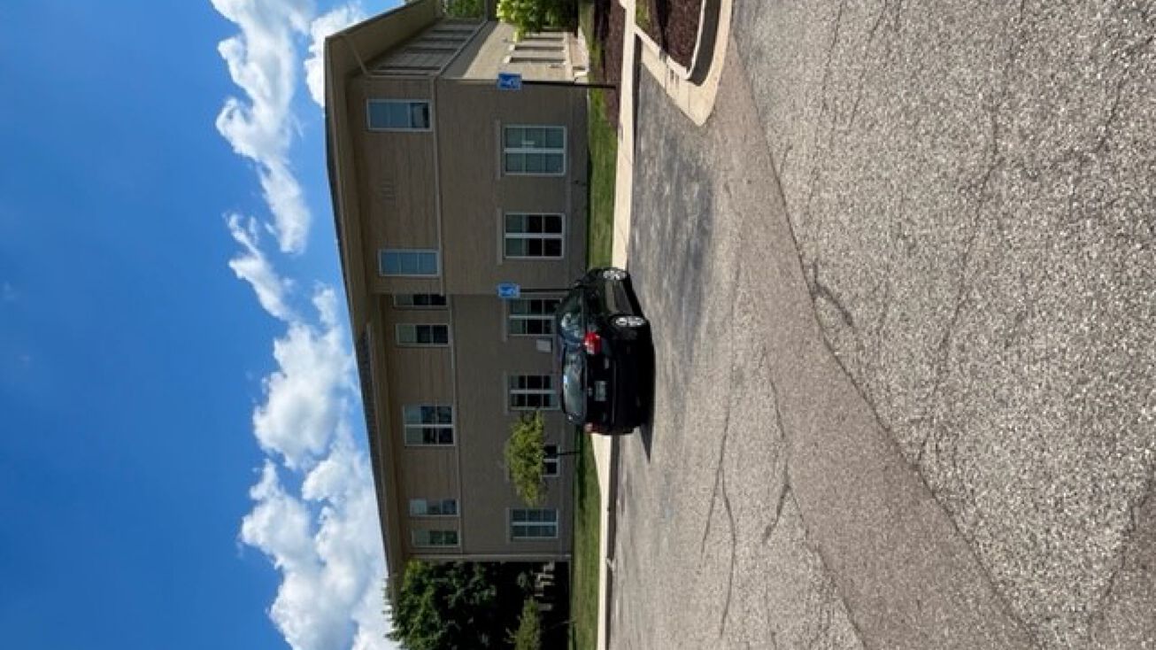 4111 Okemos Rd, Meridian charter Township, MI 48864