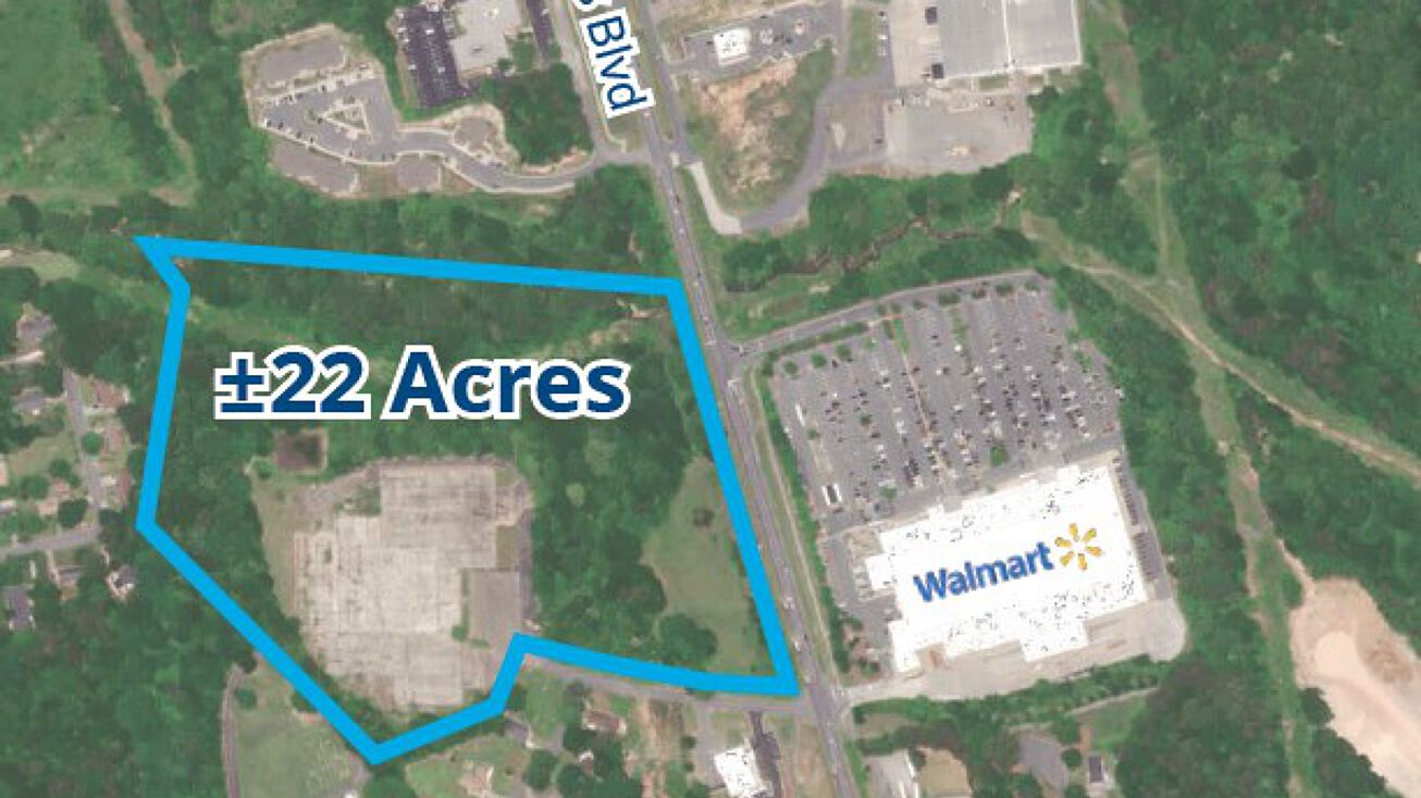 319 N Generals Blvd, Lincolnton, NC 28092