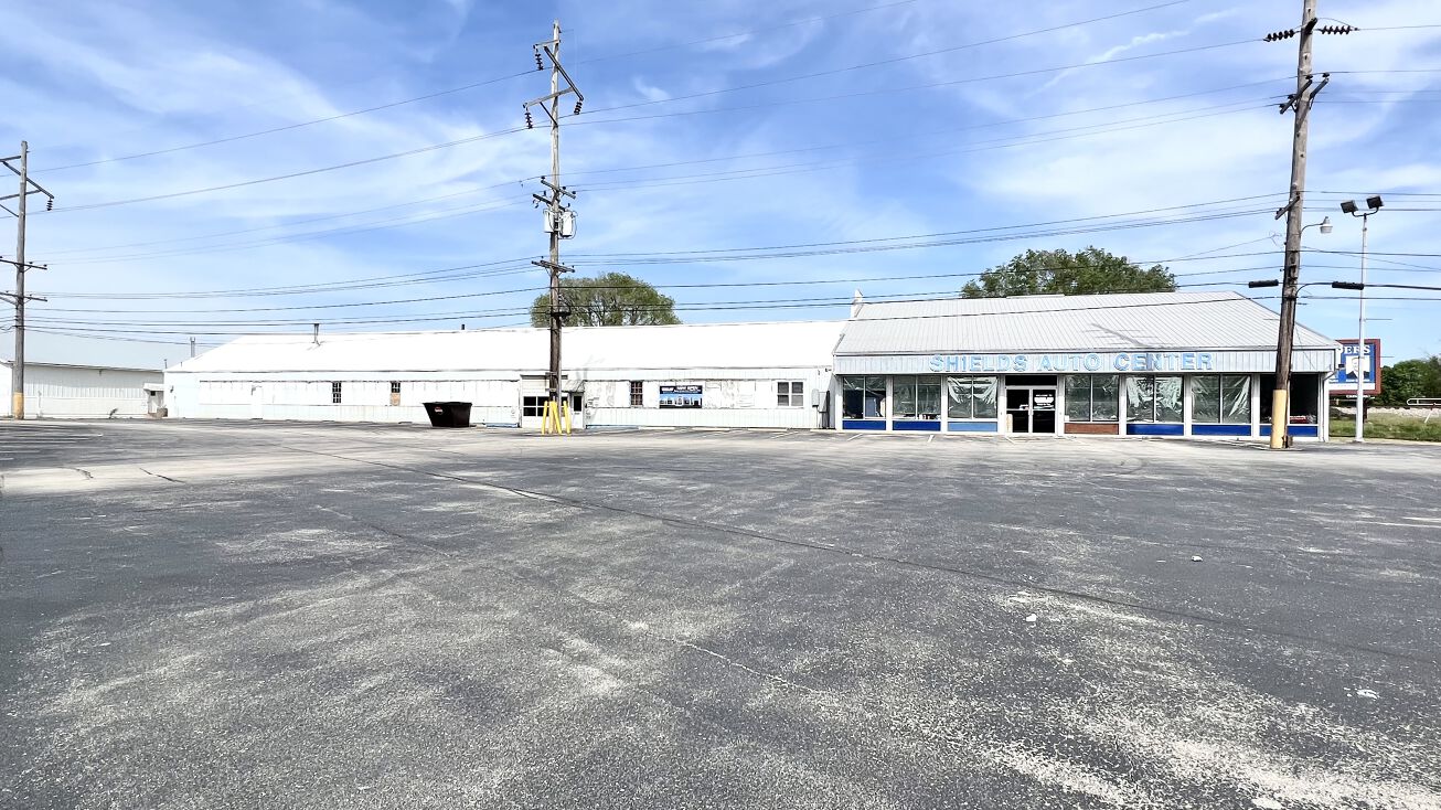 225 S Meyers St, Rantoul, IL 61866