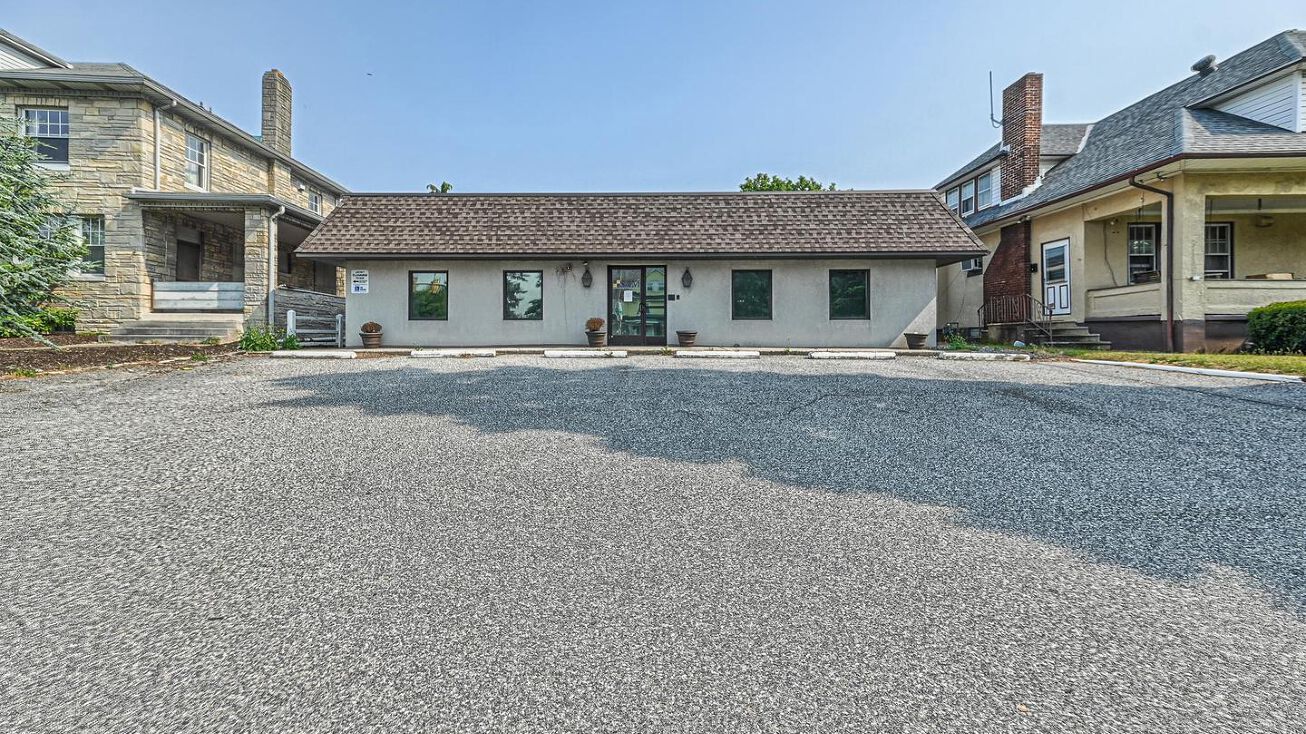 1305 E Market St, York, PA 17403