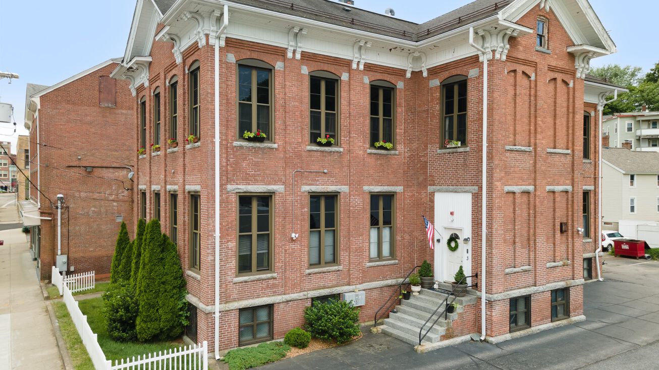 70 N Main St, Woonsocket, RI 02895