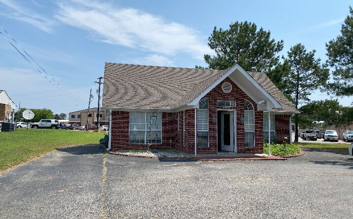 Pictures of Office property located at 13814 State Hwy 64, Ben Wheeler, TX 75754 for sales - image #1