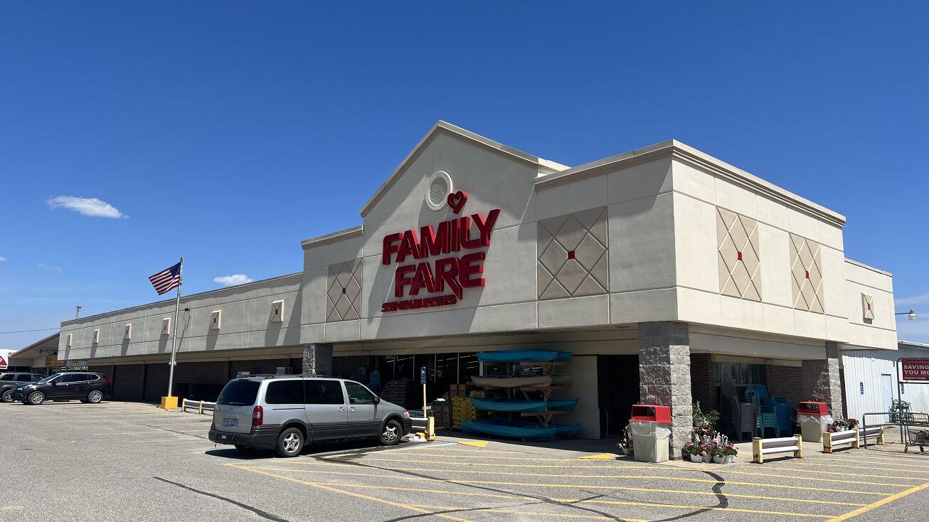 2626 M33, Rose City, MI 48654