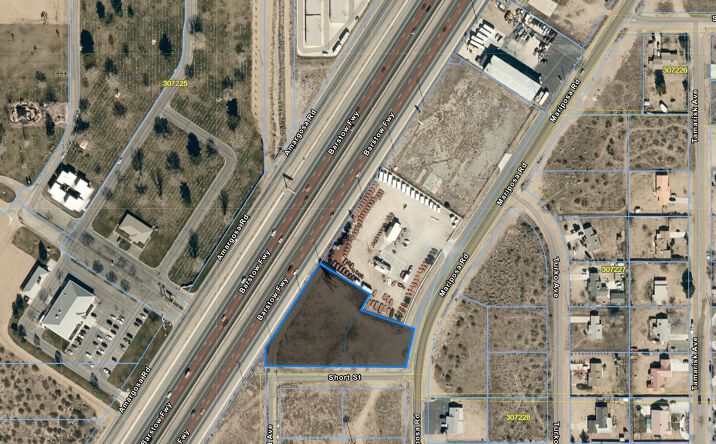 Pictures of Land property located at Short St & Mariposa Rd, Hesperia, CA 92345 for sales - image #1