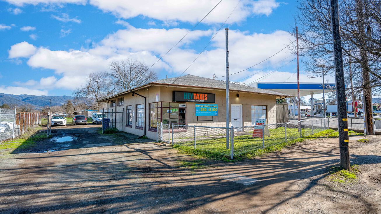 190 Rupe St, Ukiah, CA 95482 Retail Property for Sale Versatile