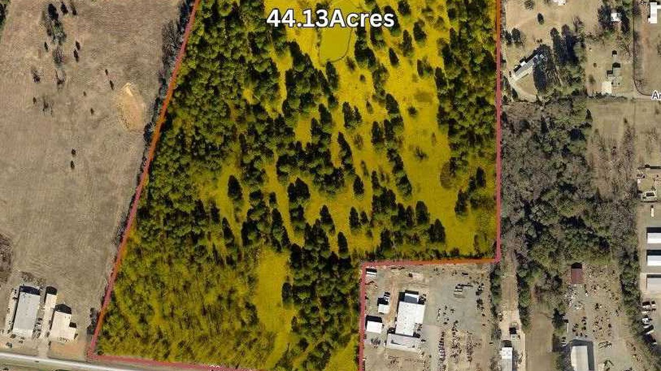 Hampton Rd, Texarkana, TX 75503