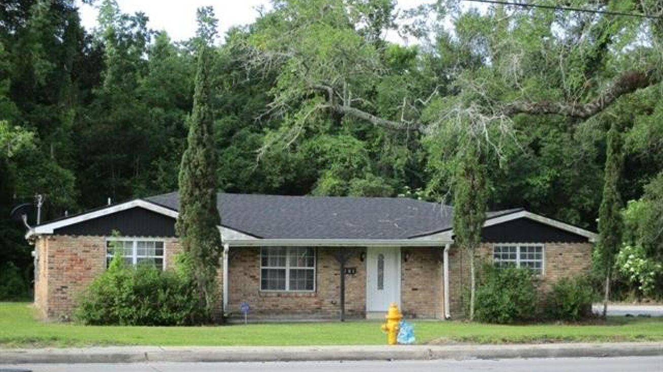 909 FREMAUX Avenue, Slidell, LA 70458