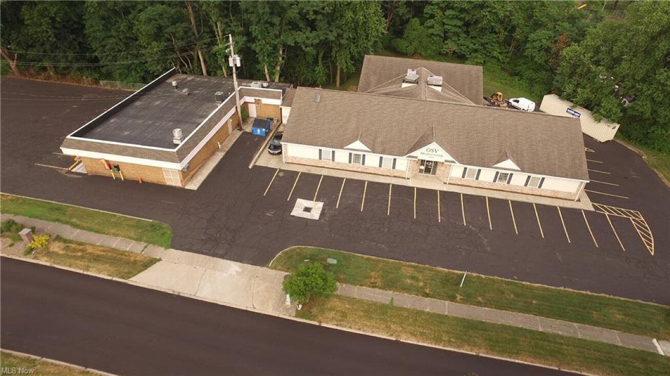 29603/29597/29543 Lorain Rd, North Olmsted, OH 44070