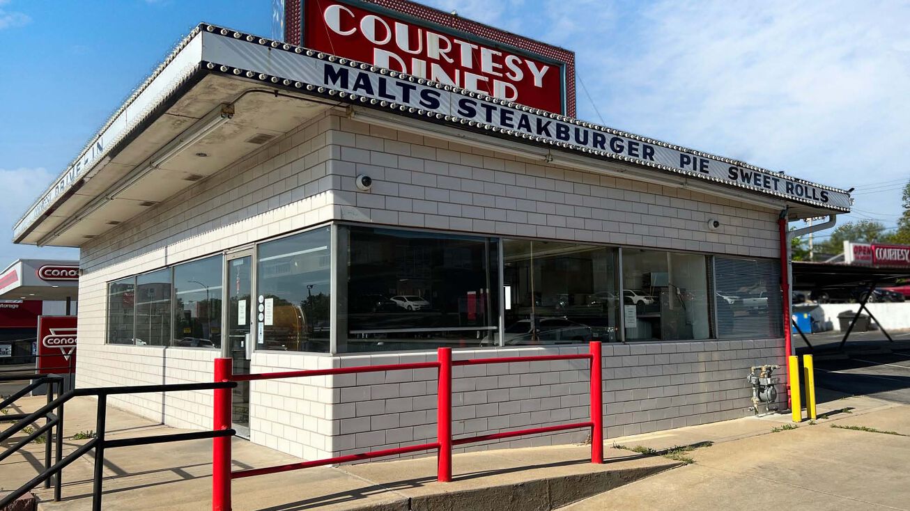 3155 S Kingshighway Blvd, St. Louis, MO 63139