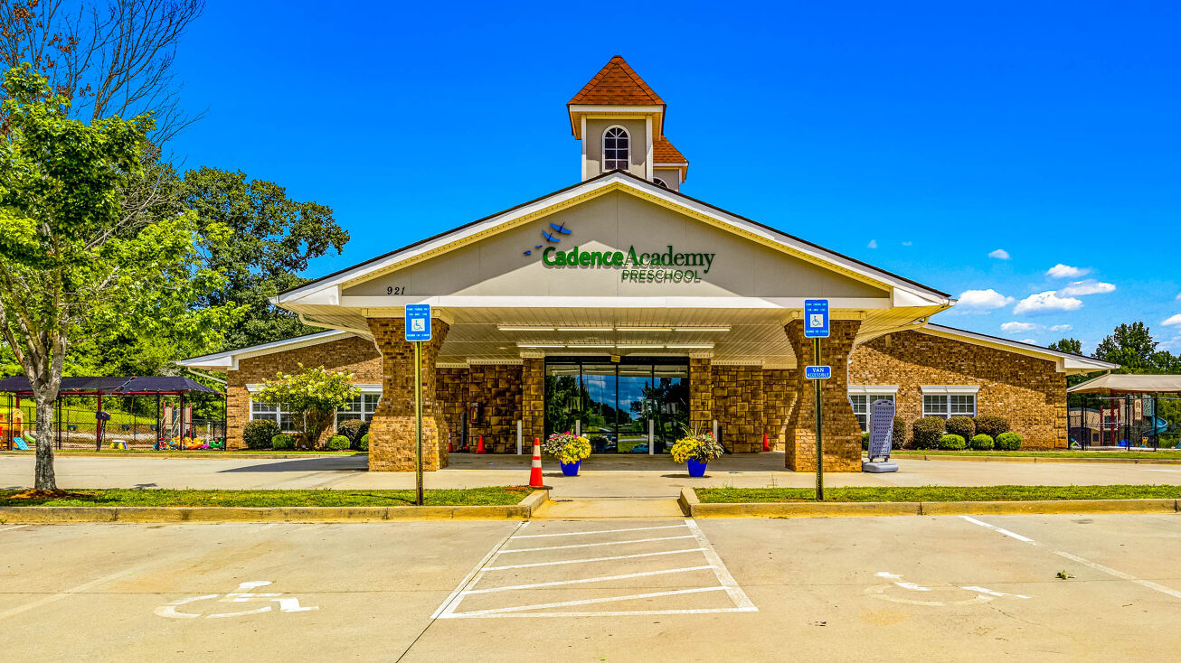 921 Haymon Morris Rd, Winder, GA 30680