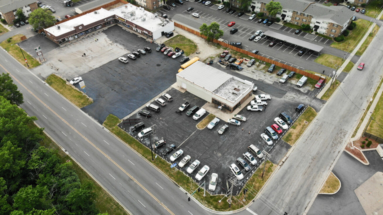 450 E 34th St, Steger, IL 60475