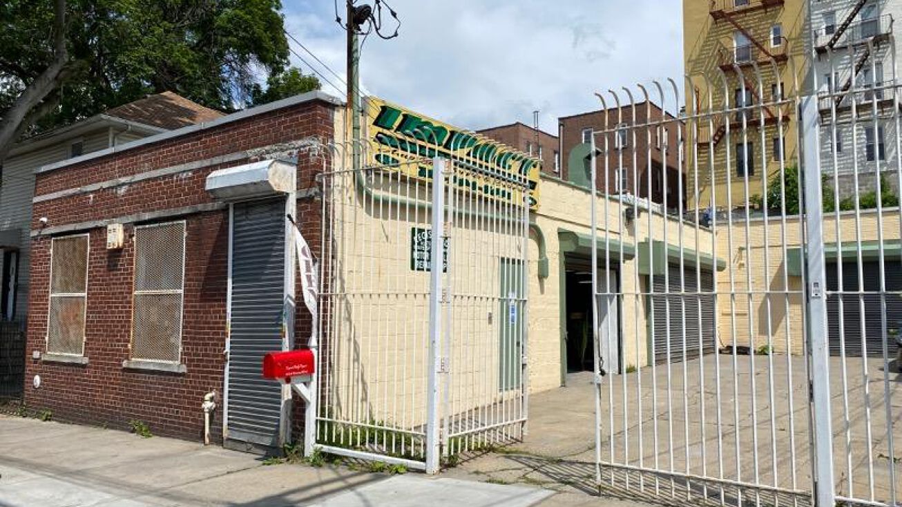 4454 Bronx Blvd, The Bronx, NY 10470 Industrial Property for Sale