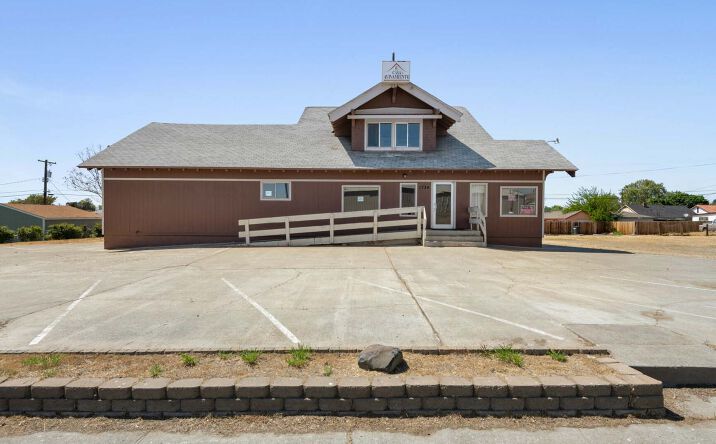 Pictures of Retail, Office, Industrial property located at 1734 N 5th Ave, Pasco, WA 99301 for sales - image #1