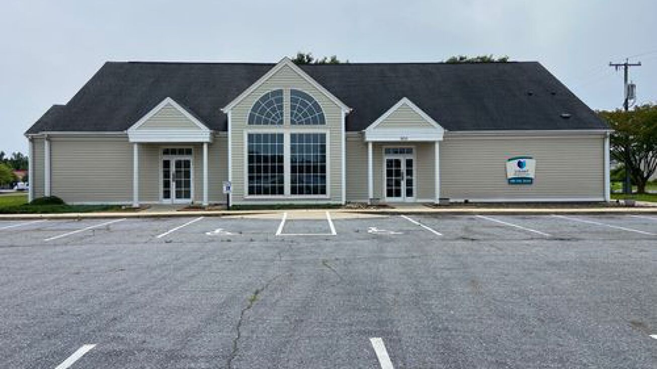 800 Park St, Williamston, NC 27892