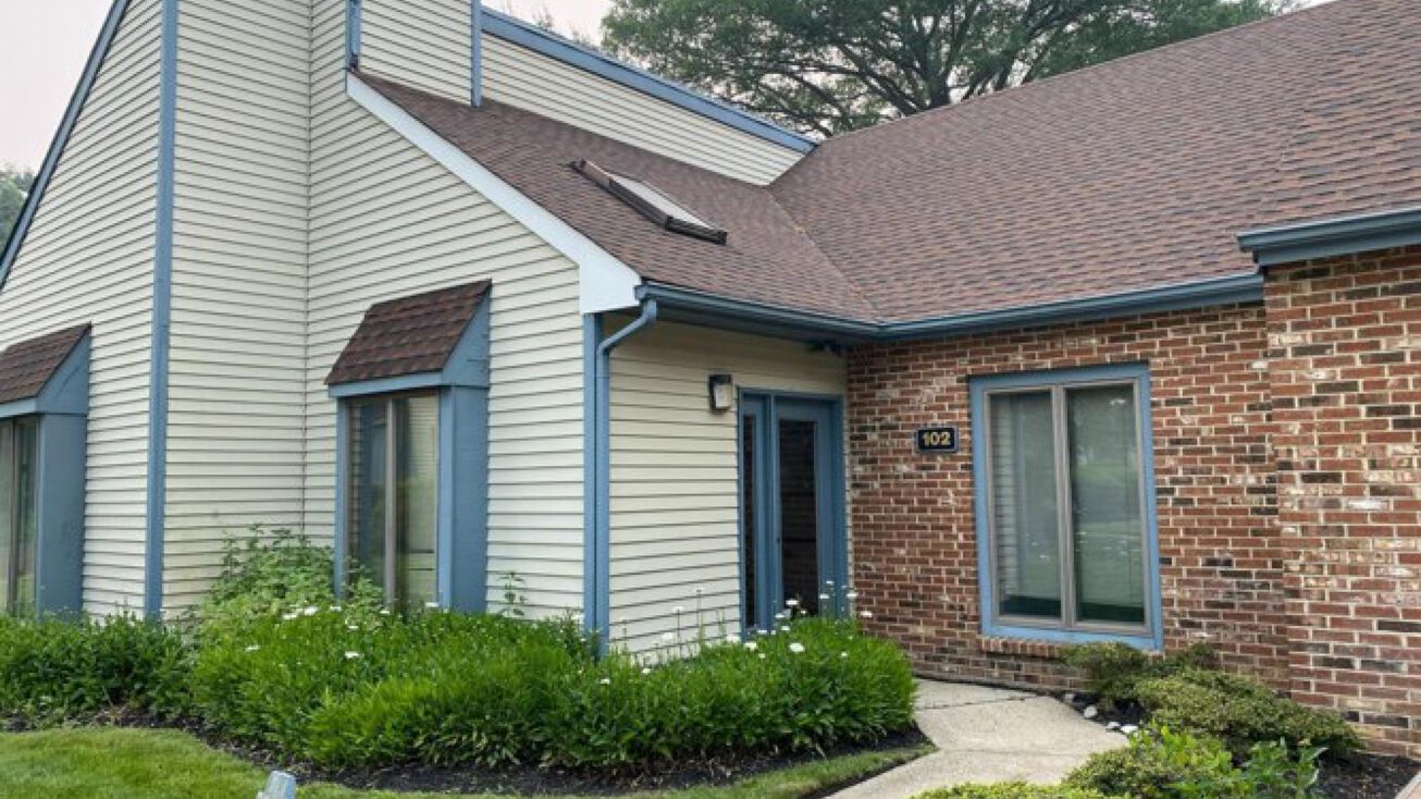 146 Lakeview Dr S 102, Gibbsboro, NJ 08026