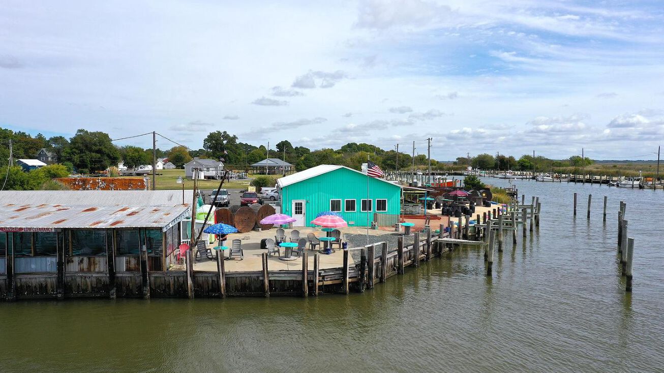 9104 Starling Crk Rd, Saxis, VA 23427