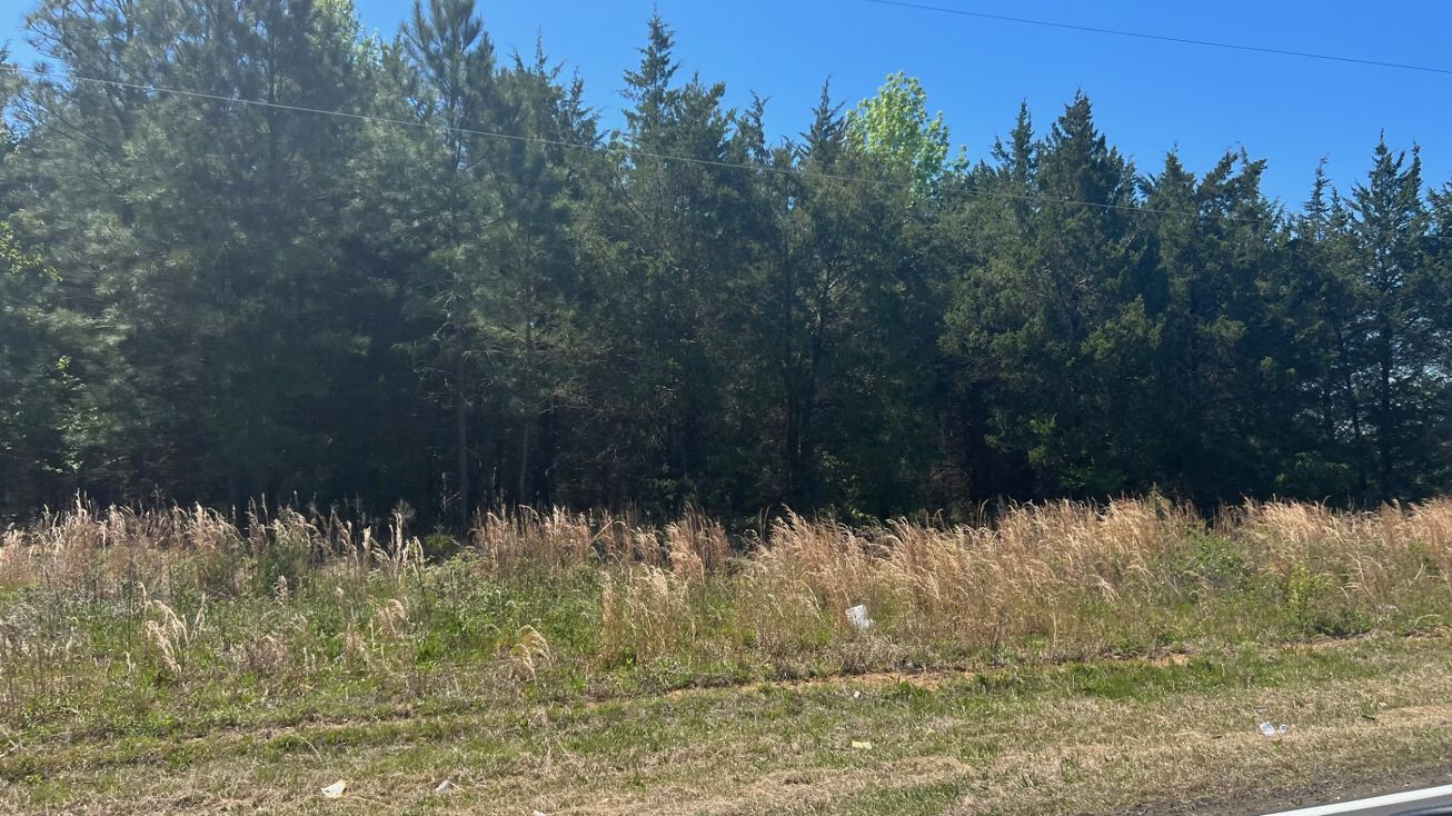 Lucy Garrett Rd, Roxboro, NC 27574