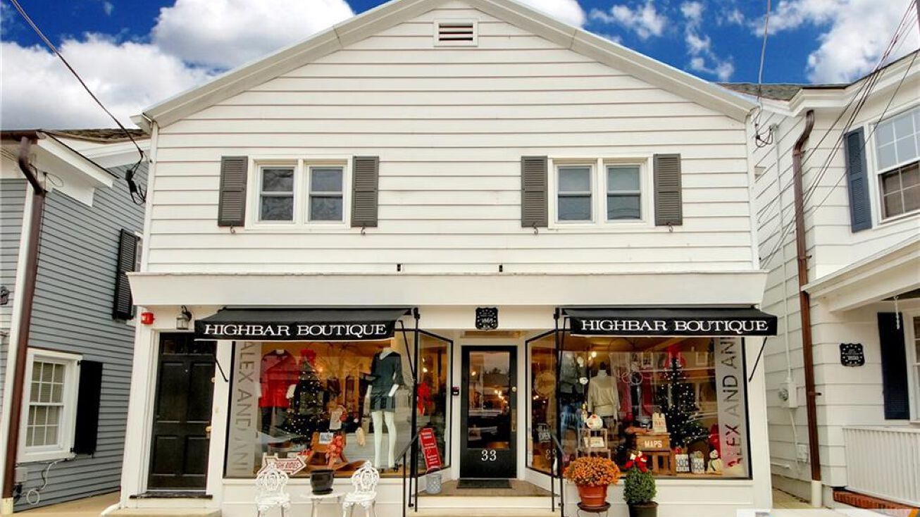 33 N Main Street, Cranbury, NJ 08512