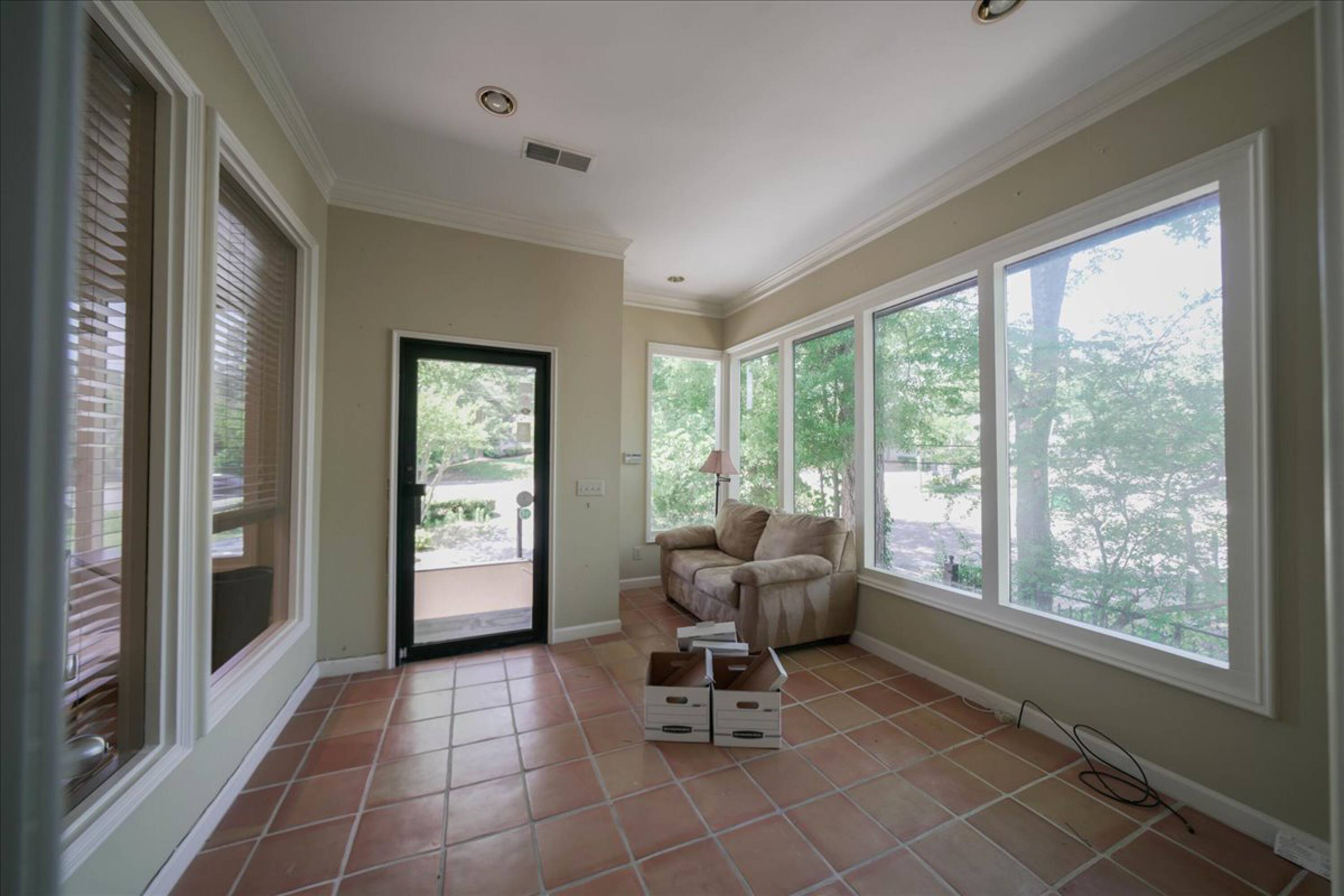 4153 ROSWELL RD NE Atlanta GA 303423715 APN 17 009600030048