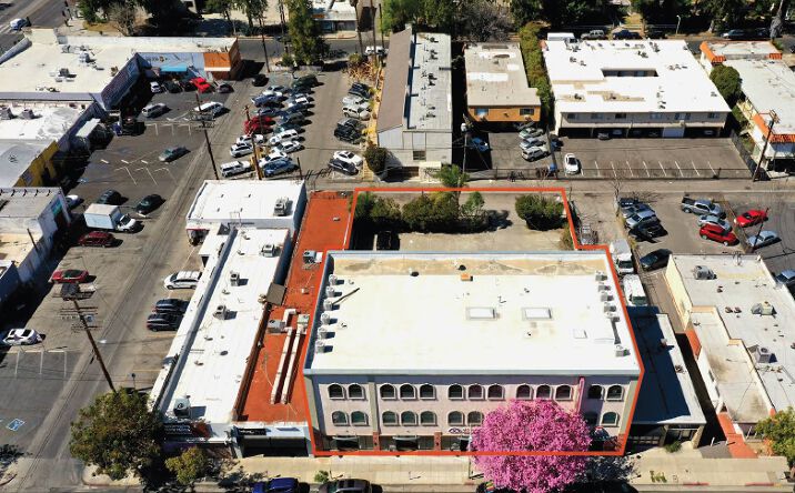 Pictures of Office property located at 7227 Owensmouth Ave, Los Angeles, CA 91303 for sales - image #1