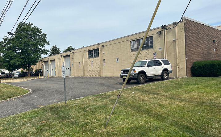 Pictures of Industrial property located at 185 W Sumner Ave, Kenilworth, NJ 07033, 366 Swenson Dr, Kenilworth, NJ 07033 for sales - image #1