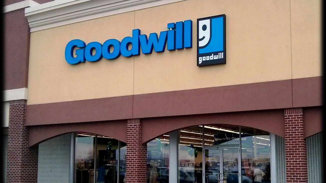 1491 W Olive Ave, Porterville, CA 93257