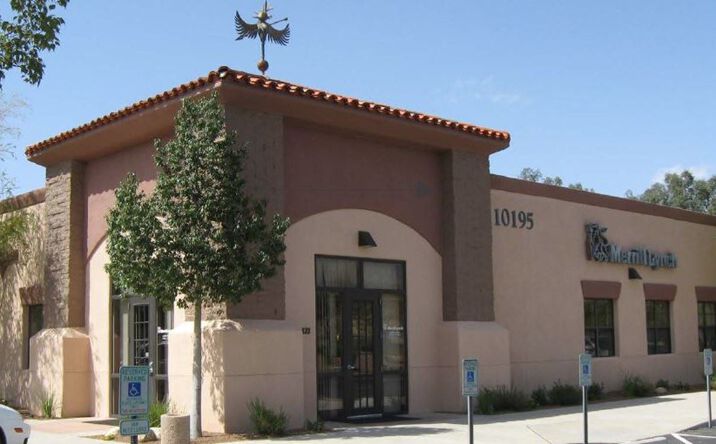 Pictures of Office property located at 10195 N Oracle Rd, Tucson, AZ 85704 for sales - image #1