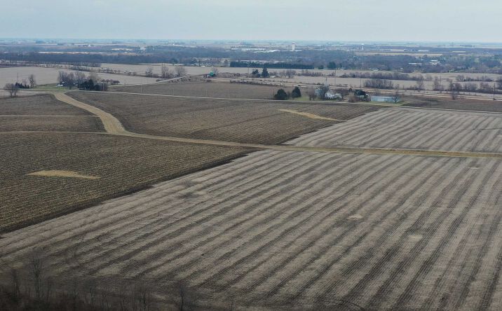 Pictures of Land property located at 2878 E 5th Rd, La Salle, IL 61301 for sales - image #1