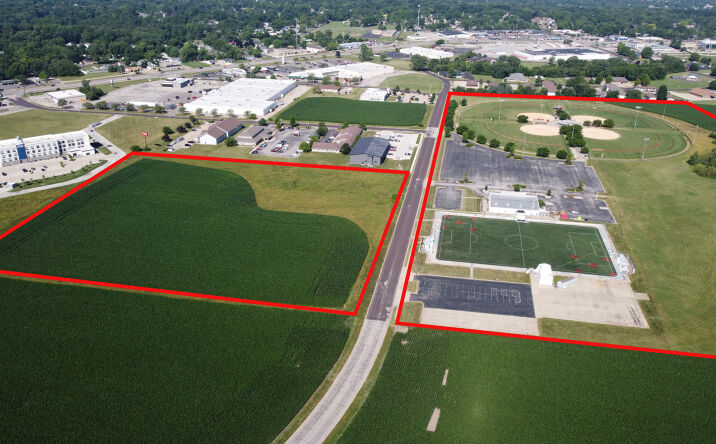 Pictures of Land, Mixed Use, Retail, Special Purpose property located at 3401 Griffin Ave, Pekin, IL 61554 for sales - image #1