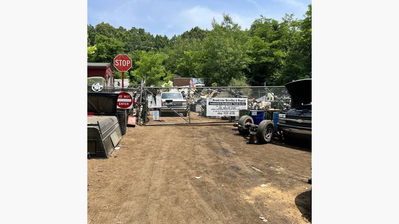 175 Barons Hill Rd, Honey Brook, PA 19344