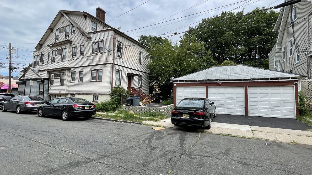 400 Myrtle Ave, Irvington, NJ 07111