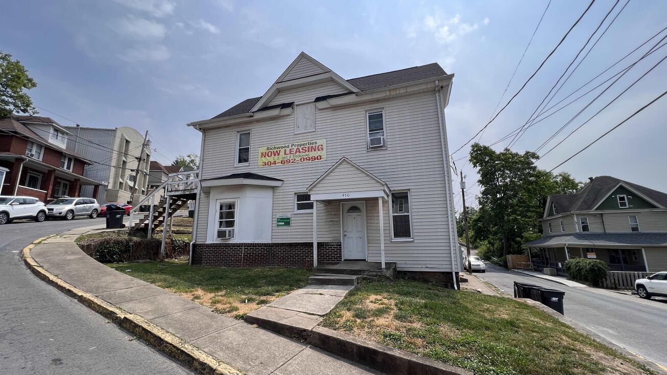 450 Dallas St, WV 26505 Multifamily Property for Sale