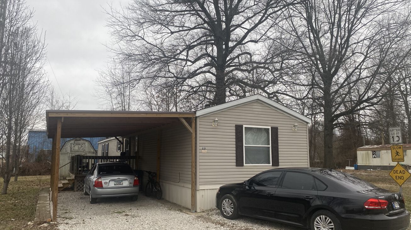 826 N Lincoln Ave, Rockport, IN 47635