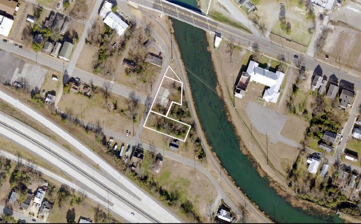Pictures of Land property located at 212 Tuttle St, Augusta, GA 30904 for sales - image #1