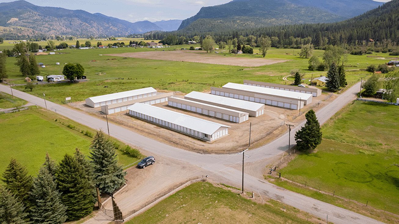 187 River Rd W, Plains, MT 59859