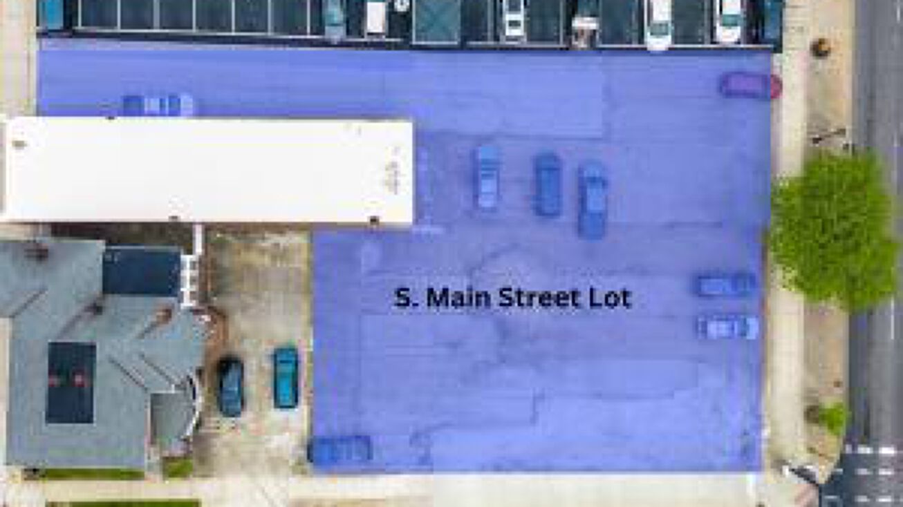 S Main St, Mansfield, OH 44902