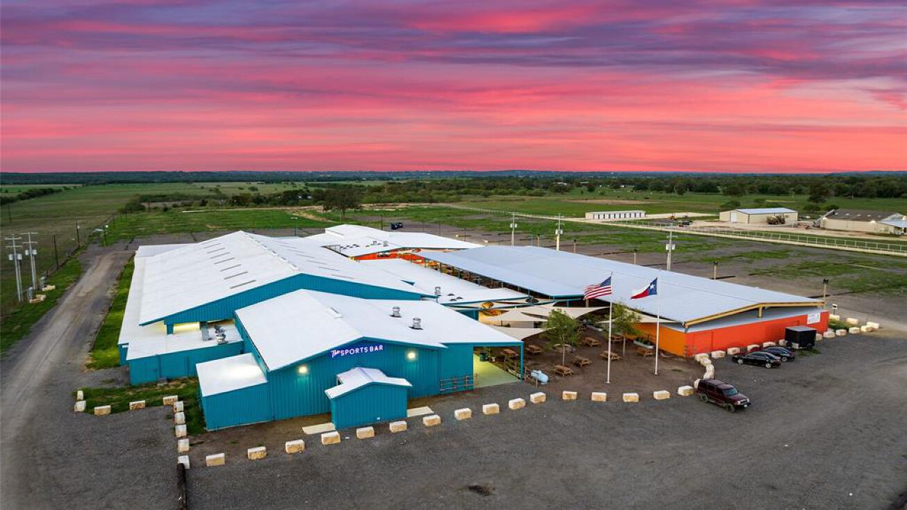 1177 TX304, Bastrop, TX 78602