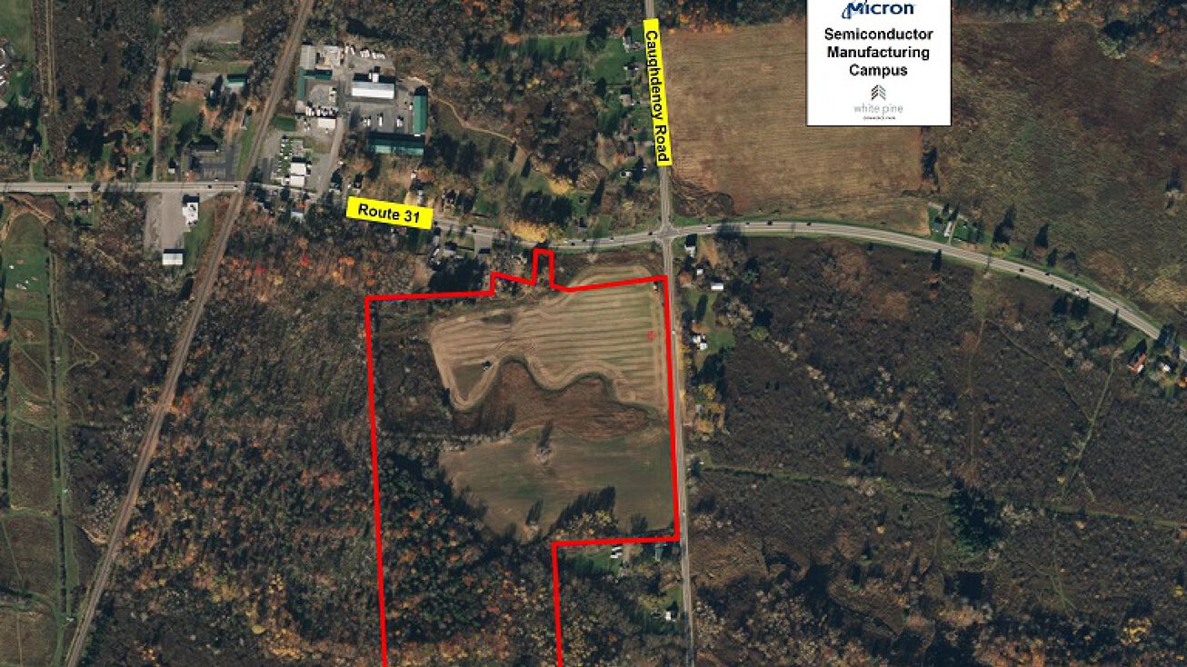 Caughdenoy Rd, Clay, NY 13041