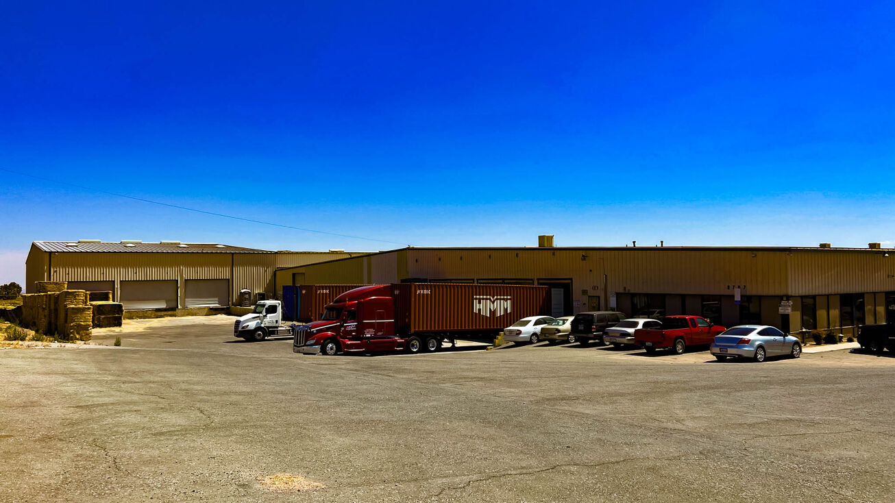 8787 Caliente Rd, Hesperia, CA 92344 Industrial Property for Sale