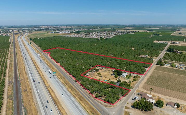 Pictures of Land, Industrial property located at 13 Hunter Road, Livingston, CA 95334 for sales - image #1