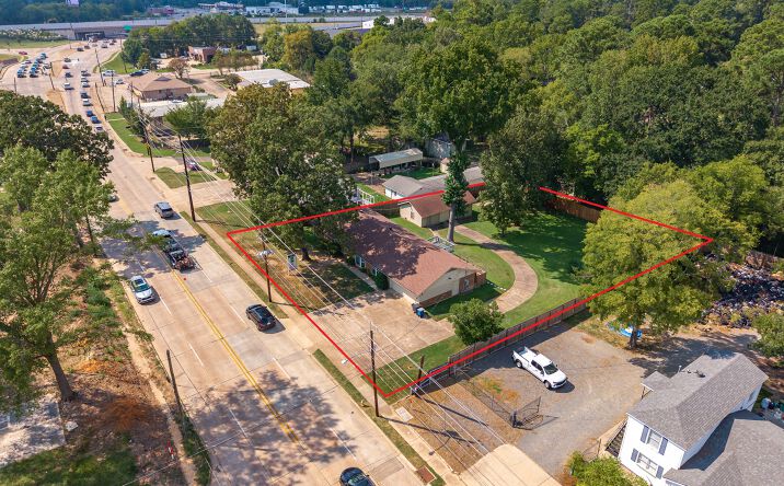 Pictures of Mixed Use, Office, Retail, Special Purpose property located at 1102 Pierremont Rd, Shreveport, LA 71106 for sales - image #1