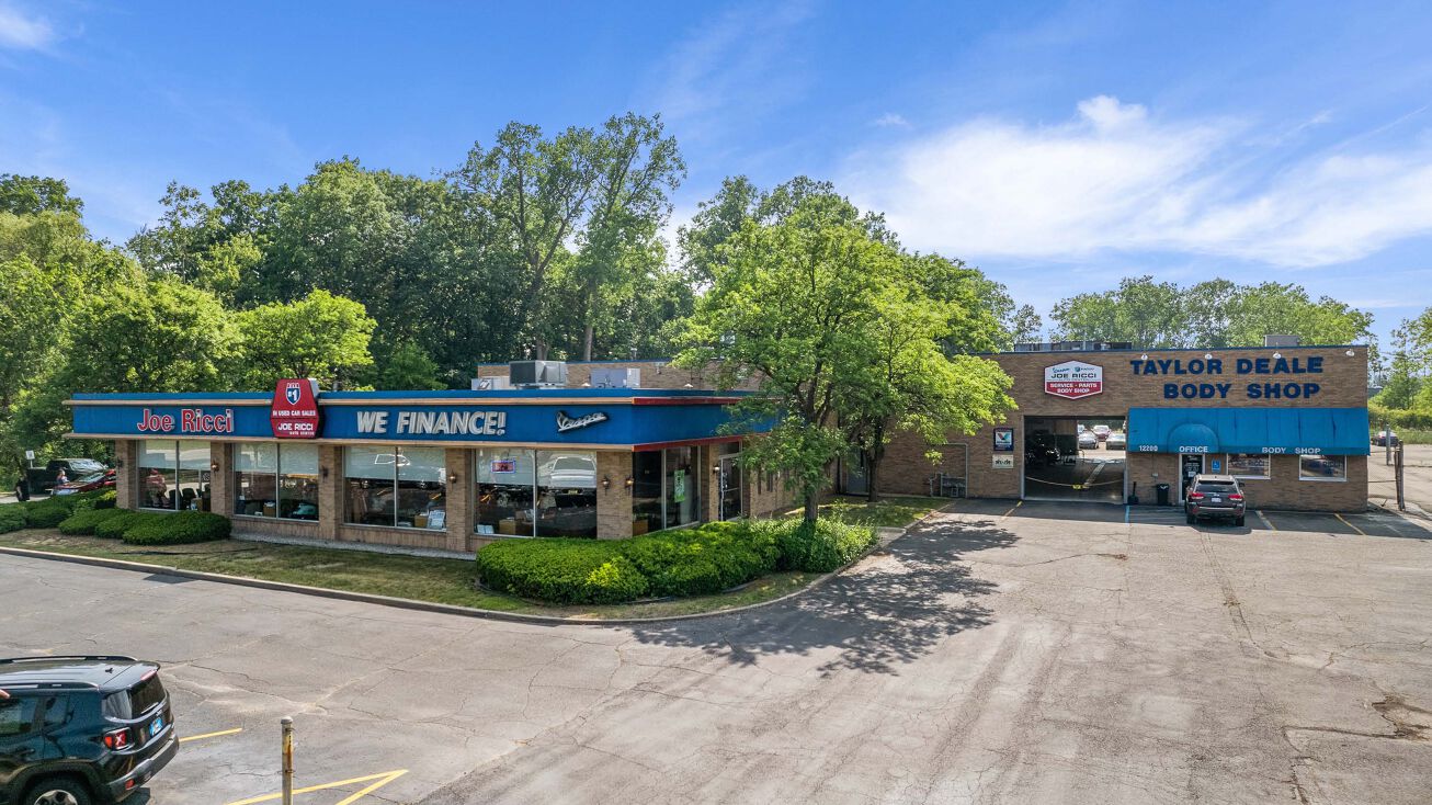 12200 Telegraph Rd, Taylor, MI 48180