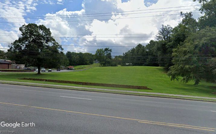Pictures of Land property located at 1026 N Main St, Marion, VA 24354 for sales - image #1